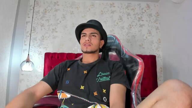 juan-gabriellel, model webcam de Flirt4Free: fotos