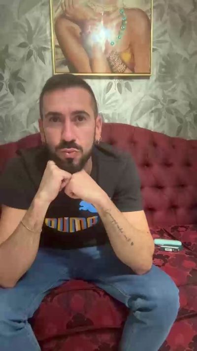 Preview photo of webcam model antipatico1 on Cam4