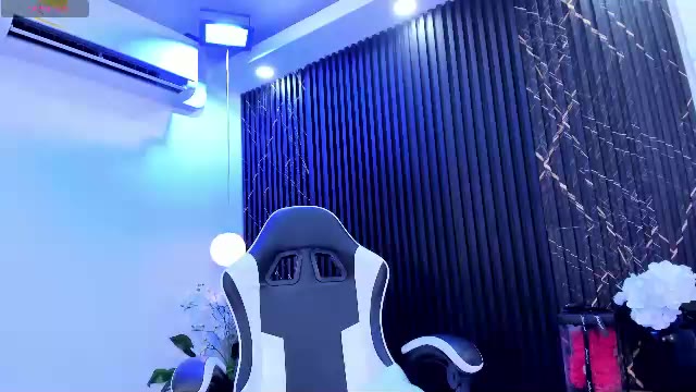 luciana_portec di Chaturbate: foto model webcam