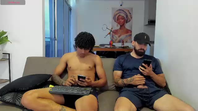 straight__friends — Chaturbate 直播模特：照片与资料