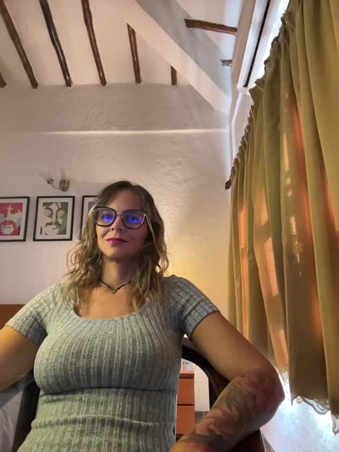patyandal, modèle webcam BongaCams : photos