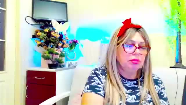 susiexnoreen na Chaturbate: slike in profil