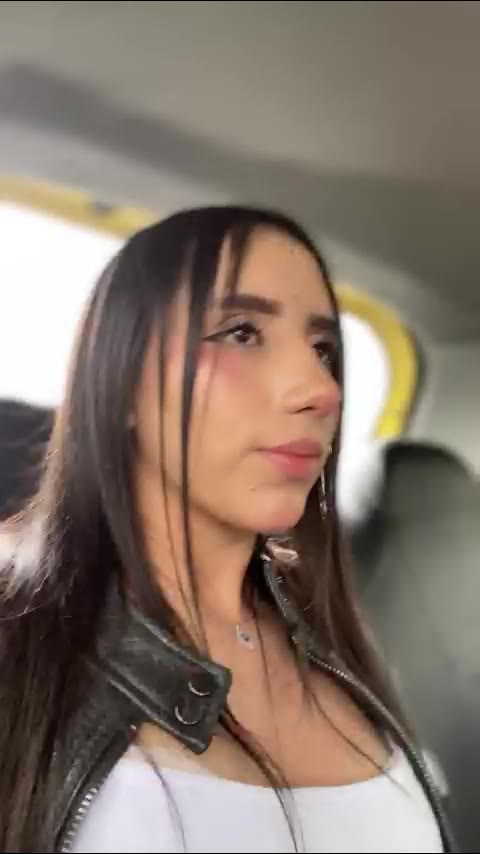 zaravellet, modèle webcam LiveJasmin : photos