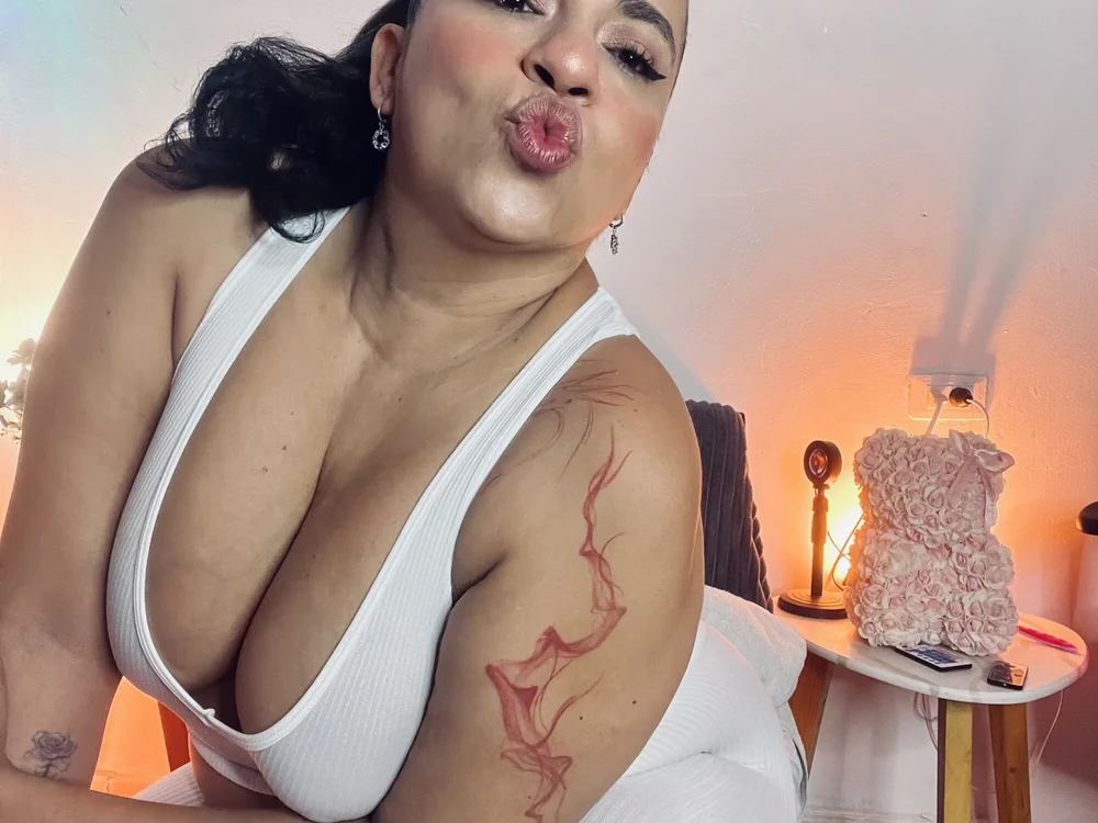 miss_grace_01, model webcam de Stripchat: fotos