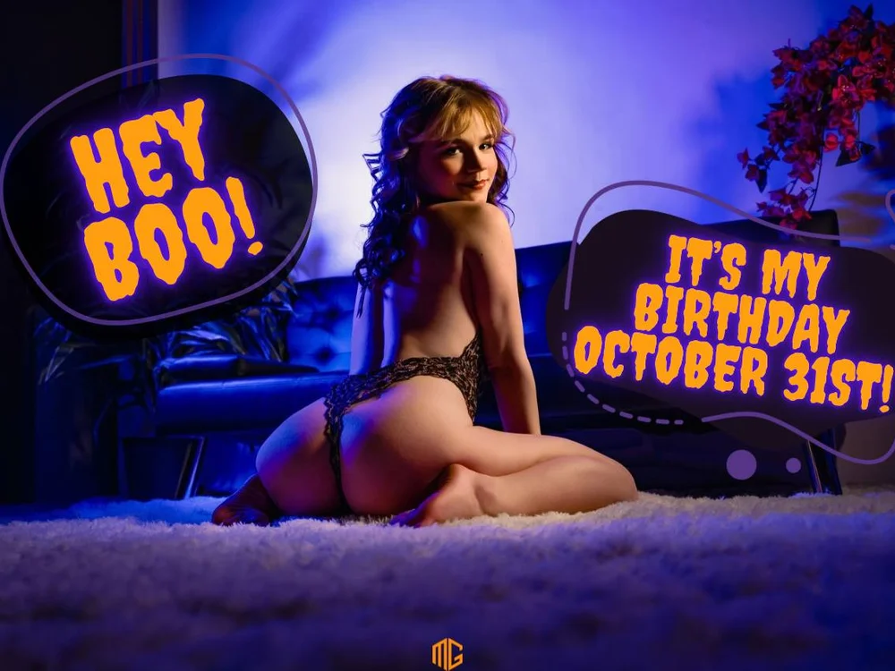 Cutiepiespanks — Stripchat वेबकैम मॉडल: फ़ोटो