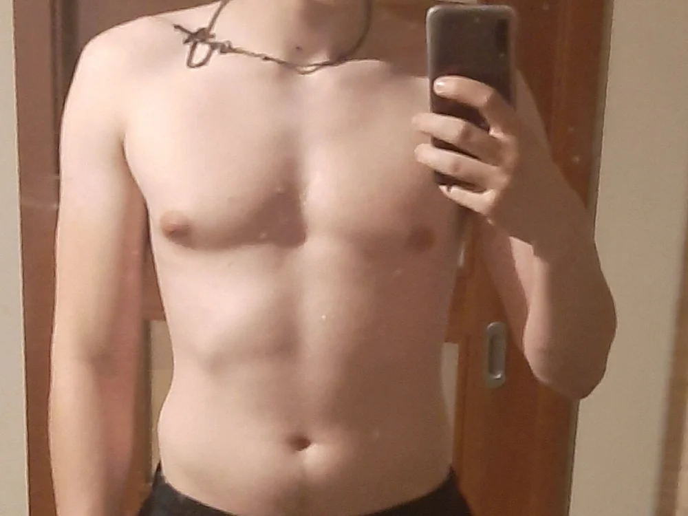 soylu97, webcammodel på Stripchat: fotos