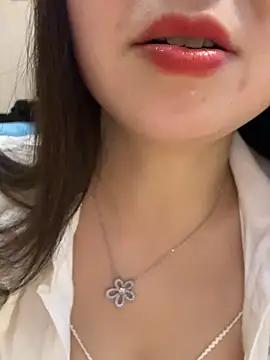 Фото вебкам-модели Aiss-niang на Stripchat
