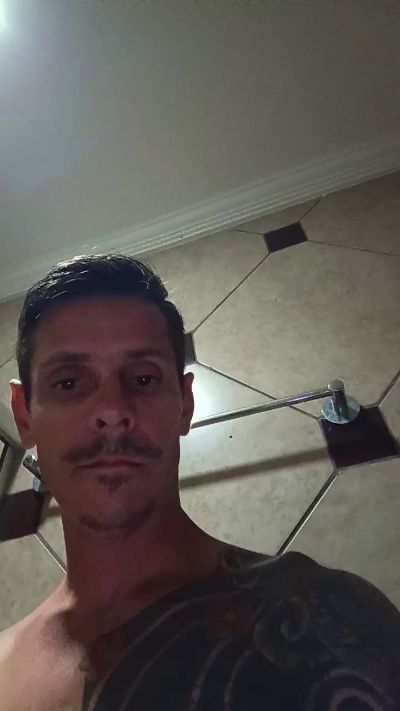 massagista19cm4 na Cam4: fotky a profil