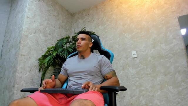 joseph-core, webcammodell på Flirt4Free: bilder
