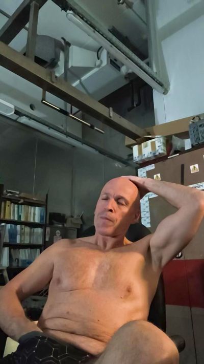 Preview photo of webcam model fergi1999 on Cam4