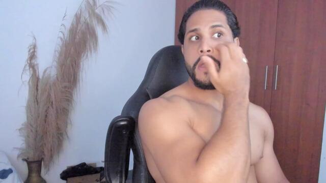 pier-simons na Flirt4Free: fotky a profil
