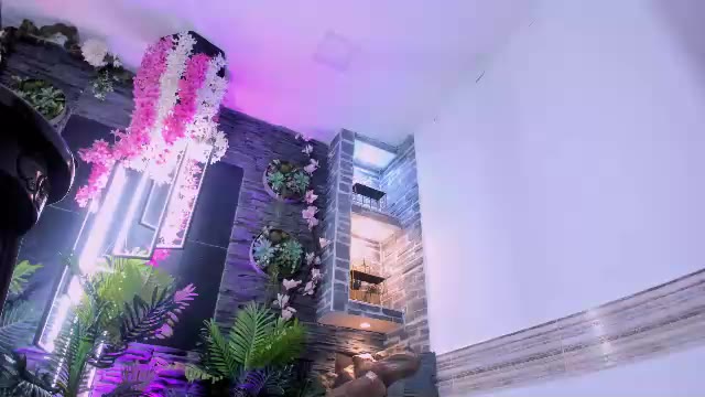 fox_selena ב-Chaturbate: תמונות ופרופיל