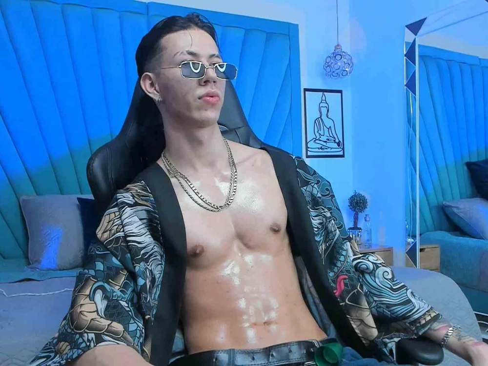 OliverThompsonJS (Stripchat): ảnh người mẫu webcam