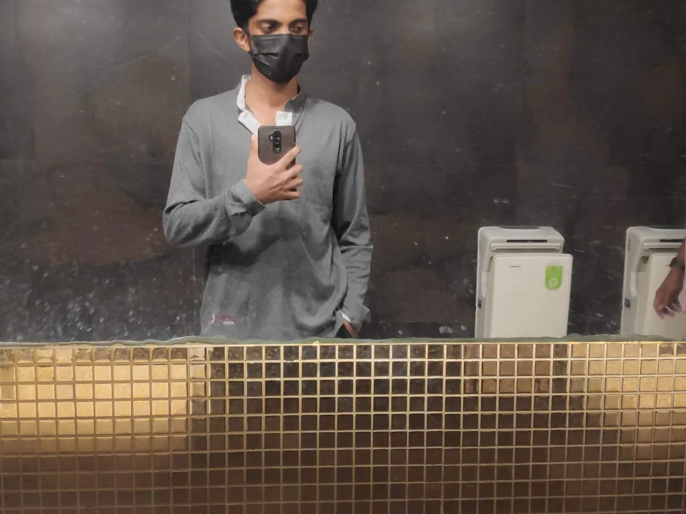 cutipie_tamil (Stripchat): ảnh người mẫu webcam