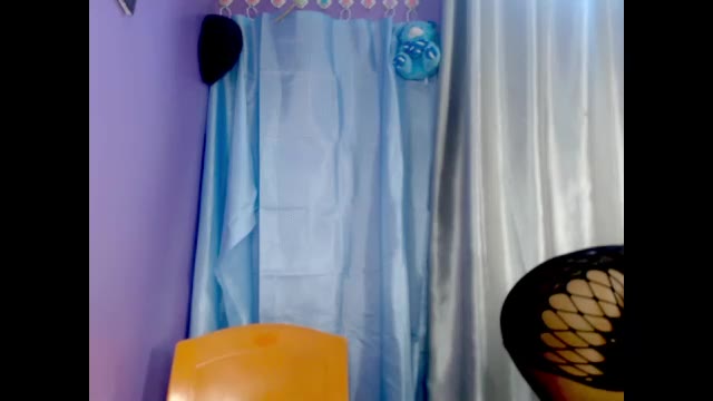 cherry_xchaos, modèle webcam Chaturbate : photos