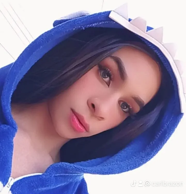 Karla_hot777 — Stripchat वेबकैम मॉडल: फ़ोटो