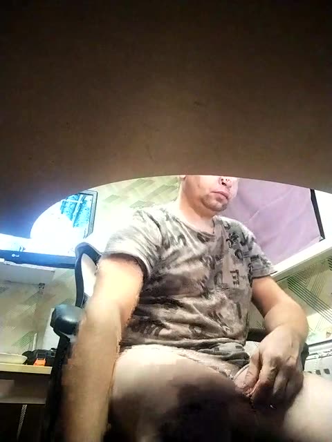 aleksandr70b, modelo webcam de BongaCams: fotos