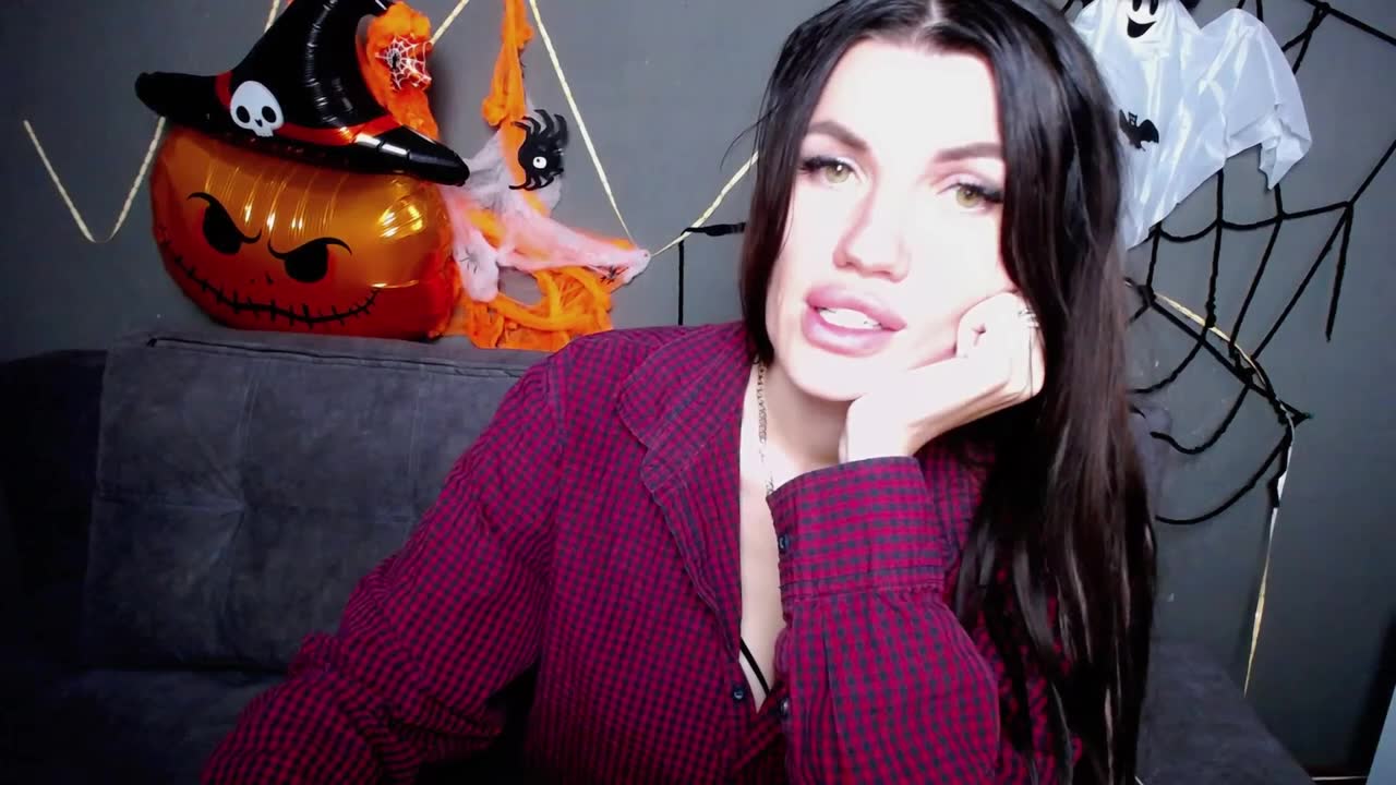 milaloona, вебкам модел на XloveCam: слике