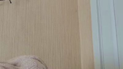 elzakom – уебкам модел в Cam4: снимки