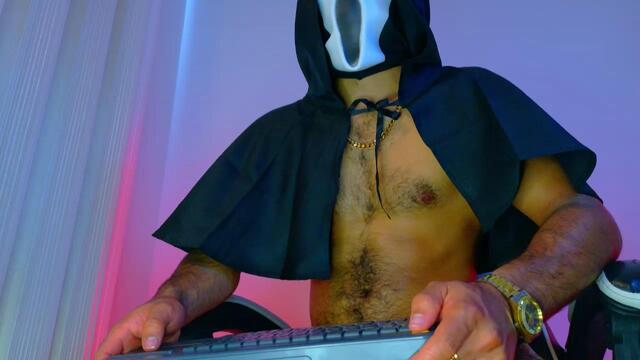 Preview photo of webcam model thaiel-foster on Flirt4Free
