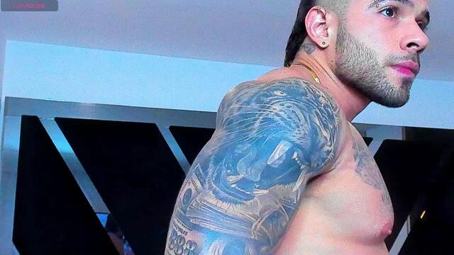 ray-torres, modelo webcam de Flirt4Free: fotos