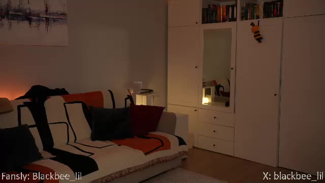 _blackbee_ – Chaturbate webkamerás modell