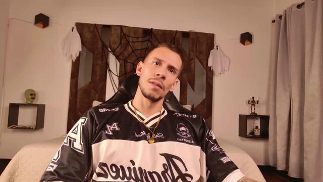 jordan-king – Webcam-Modell auf Flirt4Free