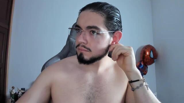 luigi-white – уебкам модел в Flirt4Free: снимки