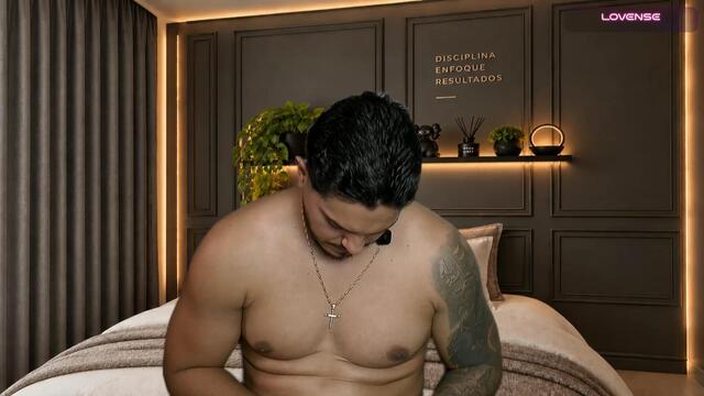 owen-pierces на Flirt4Free: слики и профил