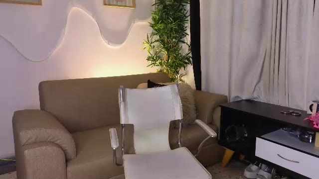 melody_p – Webcam-Modell auf Chaturbate