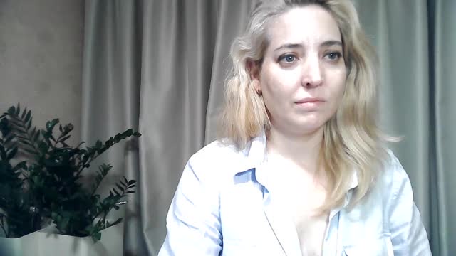 Preview photo of webcam model marysunny on XloveCam