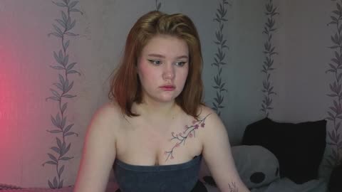 kissshine — BongaCams वेबकैम मॉडल: फ़ोटो