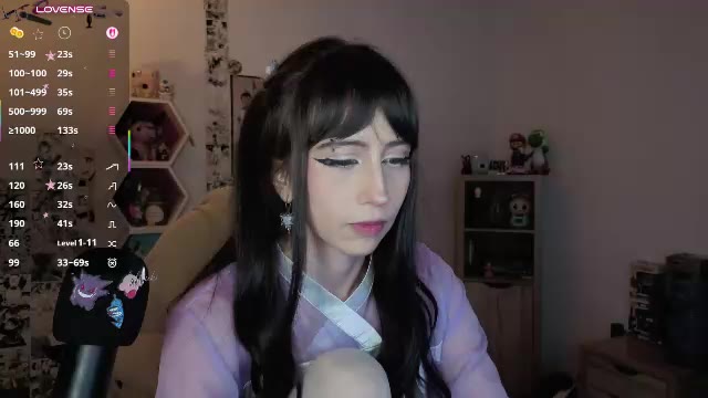 deftsuki — Chaturbate ওয়েবক্যাম মডেল: ছবি