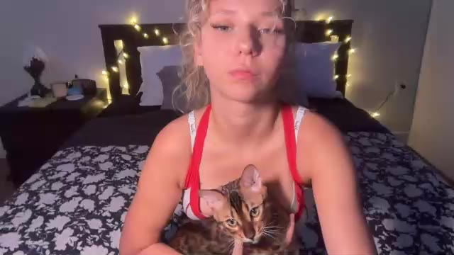 anyaa777, μοντέλο webcam στο Chaturbate