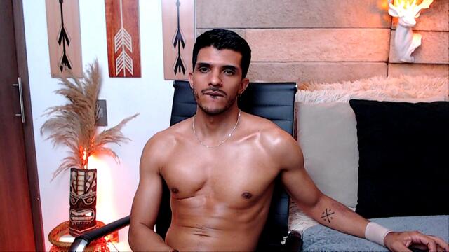 anddy-white — Flirt4Freeのライブ配信モデル：写真・プロフィール