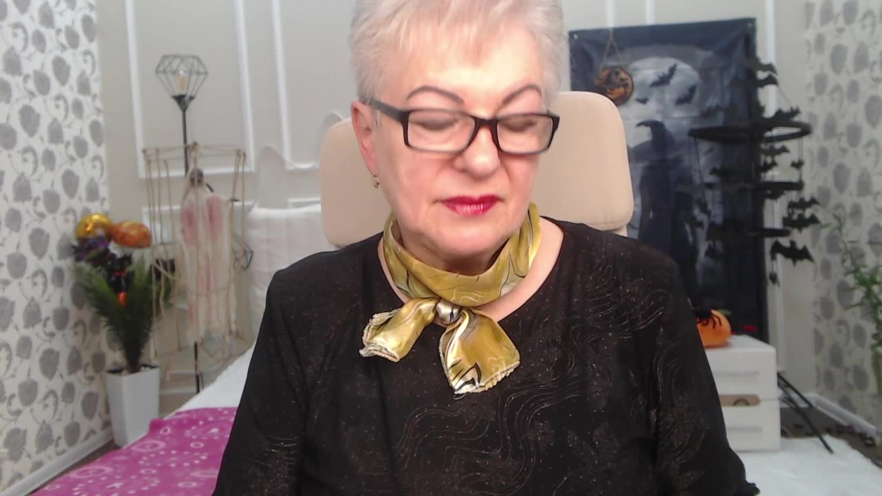 kaylesmoll – уебкам модел в XloveCam: снимки