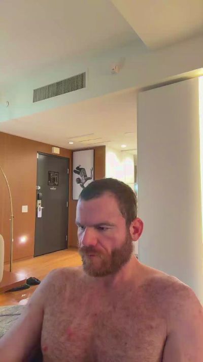 bighairytopping, cam model su Cam4: foto