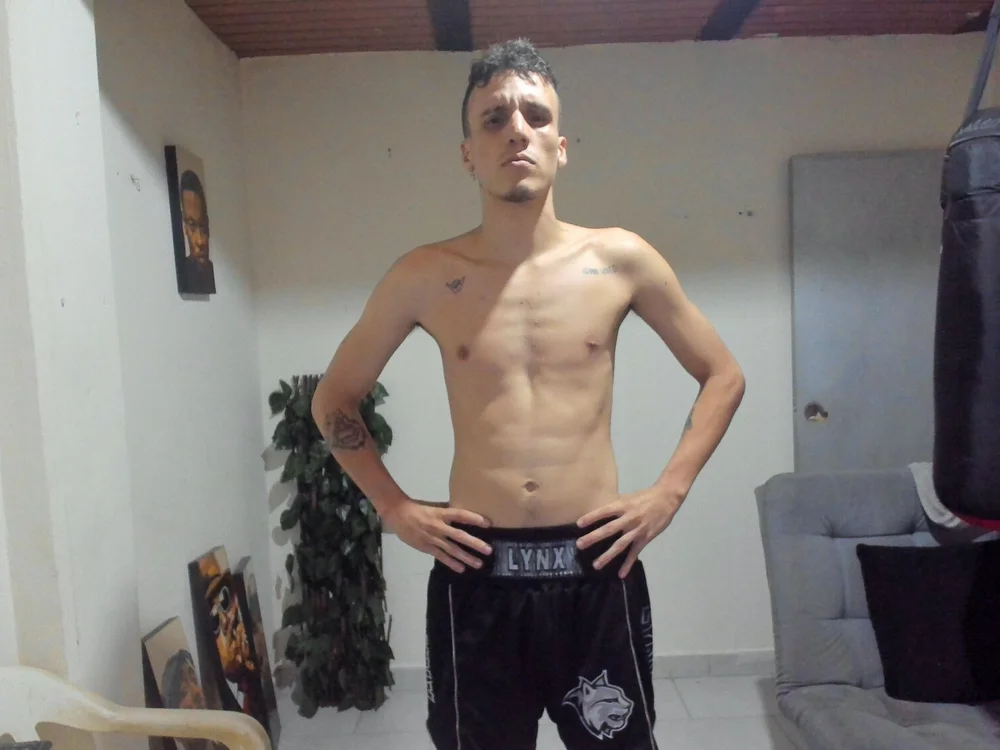 Preview photo of webcam model Latins_Boss on Stripchat