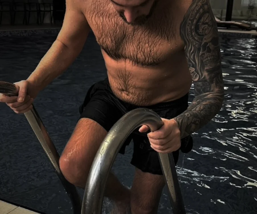 LexHardy – Stripchat webkamerás modell