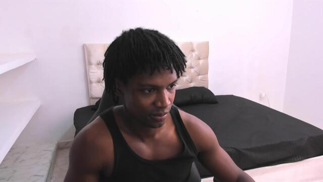 tau-montes, webcammodell på Flirt4Free: bilder