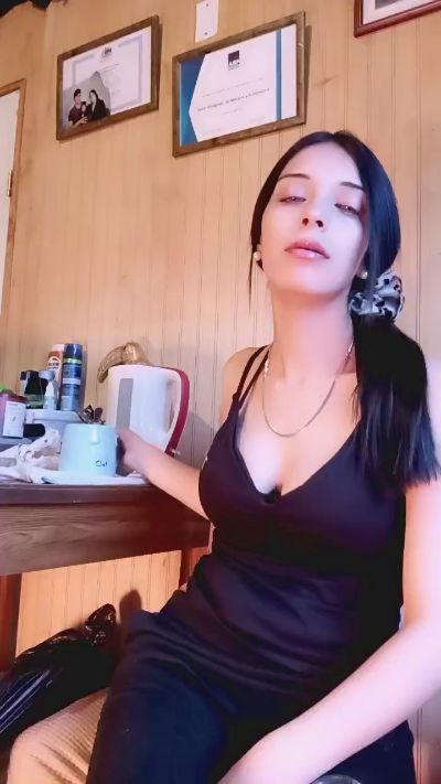 gatotagatita, modelo webcam do Cam4: fotos