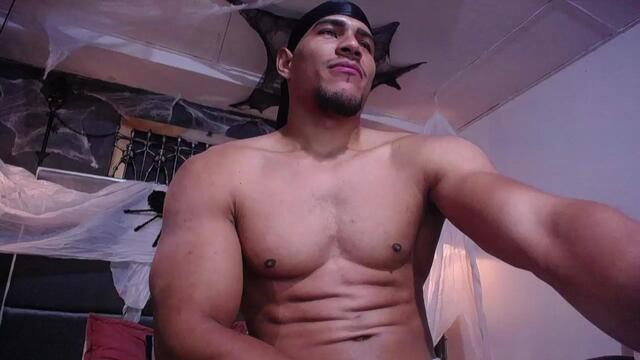 teddy-fit – Flirt4Free webkamerás modell