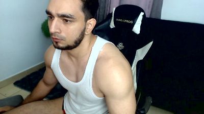 Preview photo of webcam model deuxes on Cam4