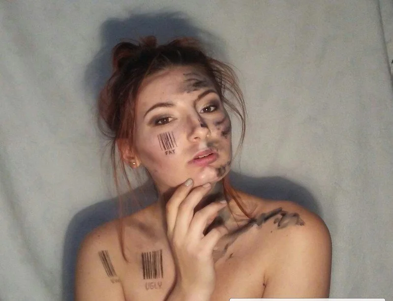 LinaGrace, cam model su Stripchat: foto