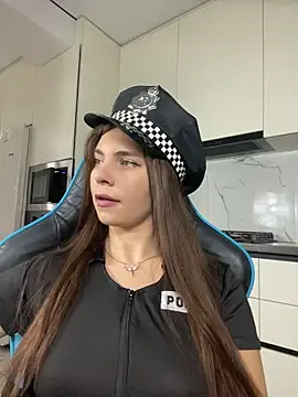 CurlyLara, cam model su Stripchat: foto