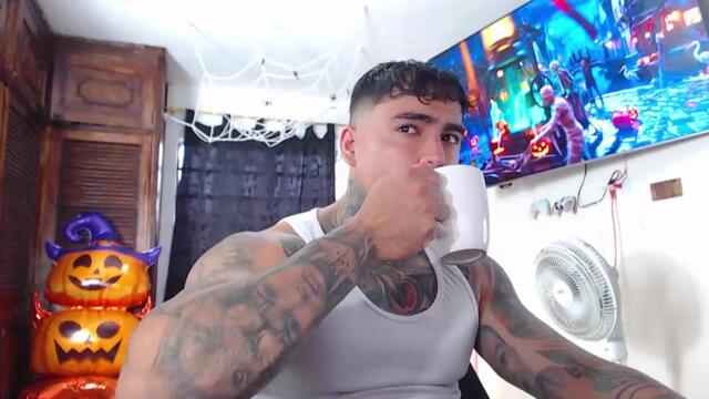jeremmy-bloom – Flirt4Free webkamerás modell