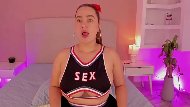 nathalynbarnes, webcammodell på Stripchat: bilder