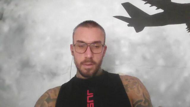 lucias-crawford – Webcam-Modell auf Flirt4Free