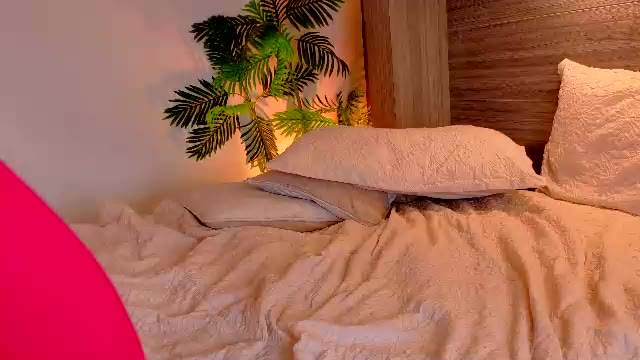 gigi_wilden, model webcam de Chaturbate: fotos