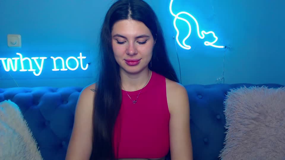 viollinalove (XloveCam): nuotraukos, profilis